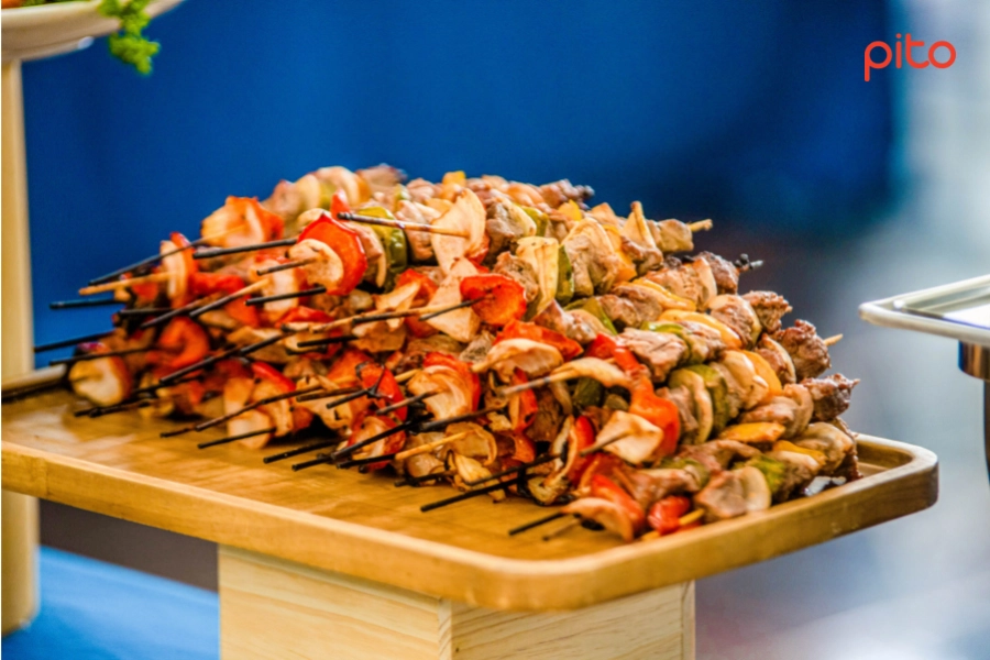 Bo-nuong-xien-que-buffet-PITO Bò nướng xiên que Buffet