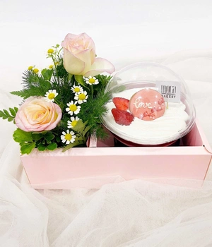 Gift-box bánh và hoa