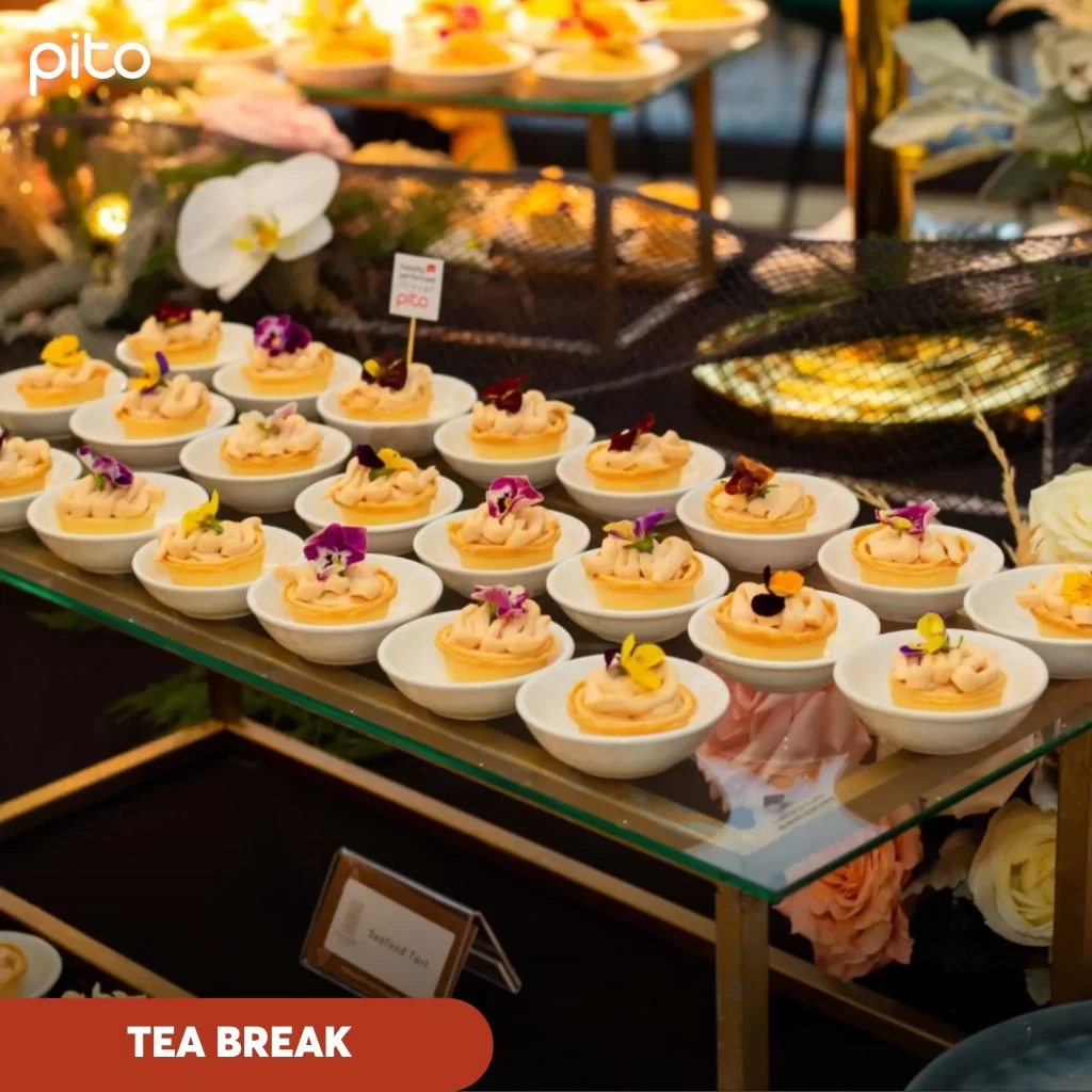 Tea Break - Thanksgiving