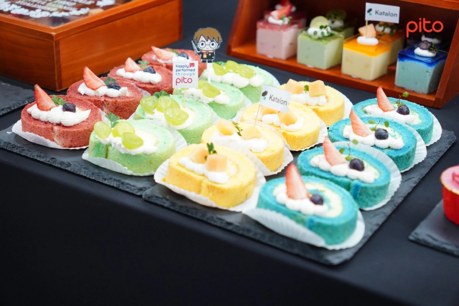 Bánh cuộn trong tiệc Tea Break tại Katalon