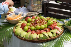 BELSYSTEM24-team-building-do-pito-to-chuc (5) Trái cây trong tiệc buffet cho teambuilding BELSYSTEM24