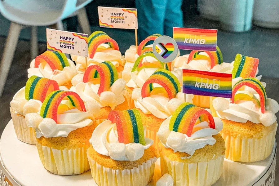 Tháng Tự hào (Pride Month)