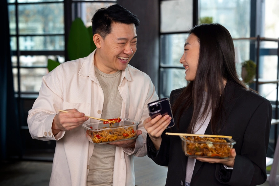 Bữa trưa đặc biệt ngày cá tháng tư