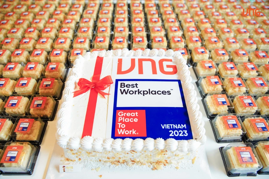 Bánh kem ăn mừng Great Place to Work 