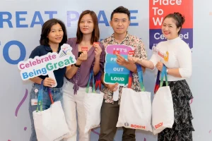 checkin-tai-Proud-Out-Loud Sự kiện Proud Out Loud bùng nổ