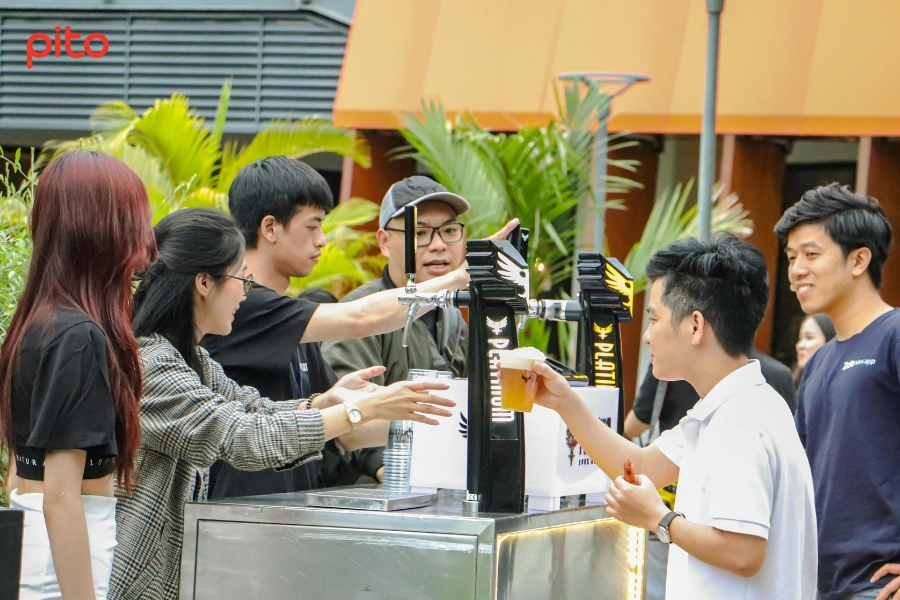 Livestation bia dịp tổng kết quý