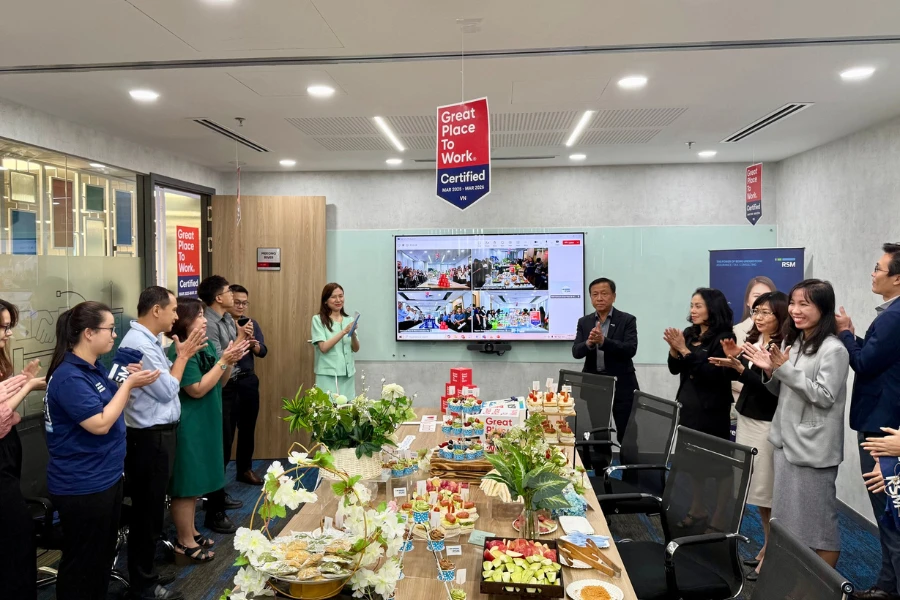 RSM meeting online ăn mừng giải thưởng Great Place to Work