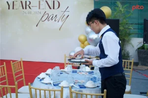 tiec-ban-tai-van-phong Tiệc bàn tại văn phòng