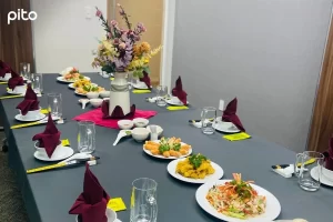 Đặt tiệc bàn đẹp cho công ty, nhà máy, trường học