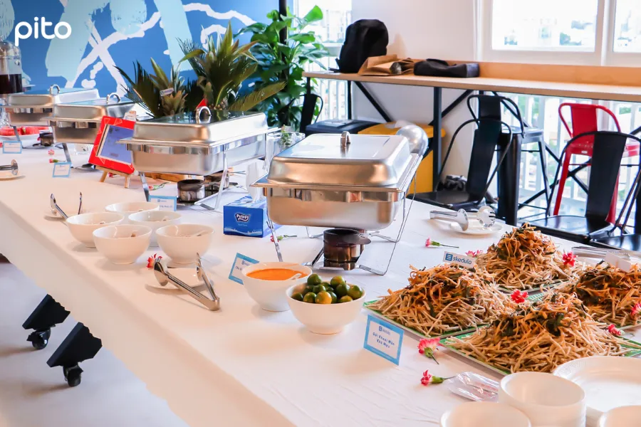 tiec-buffet-tan-noi (2) Đặt tiệc Buffet, tiệc mặn, tiệc trưa cho công ty