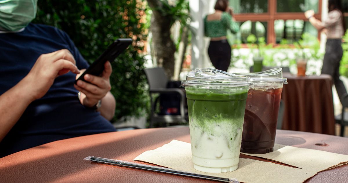 Bỏ cà phê, giới trẻ chọn matcha để tỉnh táo và cân bằng thumbnail
