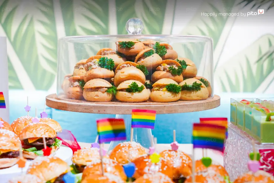Tiệc pride month 3
