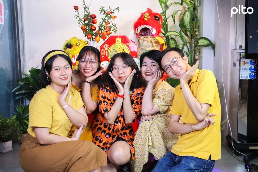 Chup-Anh-Trung-Thu Chụp ảnh Trung Thu cùng nhau tại công ty
