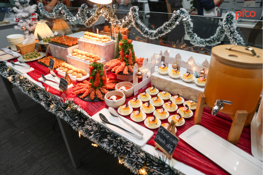 Ban-tiec-giang-sinh-dep Bàn tiệc giáng sinh đẹp