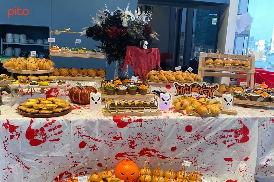 Ban-tiec-kinh-di-Halloween Bàn tiệc kinh dị đêm Halloween