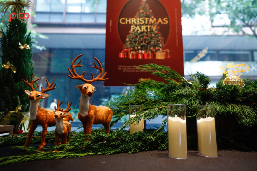 Tiec-giang-sinh-am-cung Tiệc giáng sinh ấm cúng