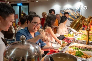 Tiệc hấp dẫn cộng sự dịp cuối năm