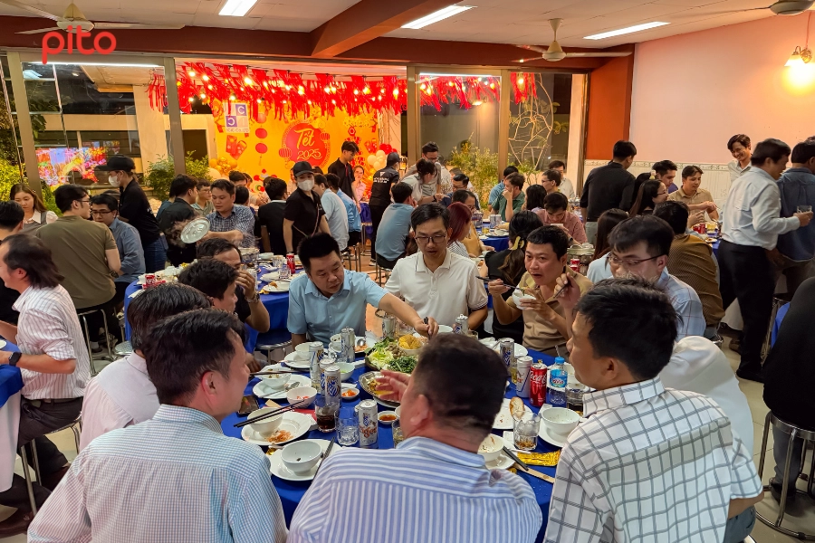 Tiệc tại nhà hàng