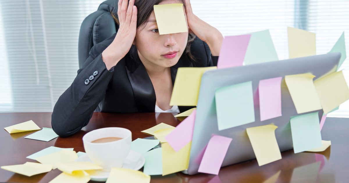 Cuộc đua “Đại hạ giá cuối năm” là “món hời” hay Booker phải “than trời?” thumbnail