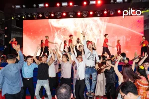 Nhân viên tekcom hết mình ngày cuối năm