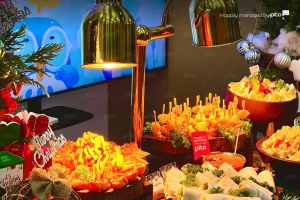 tiec-giang-sinh-3-300x200