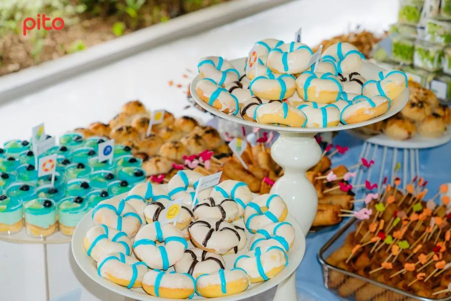 Tiệc gắn kết cộng sự Tiệc gắn kết cộng sự