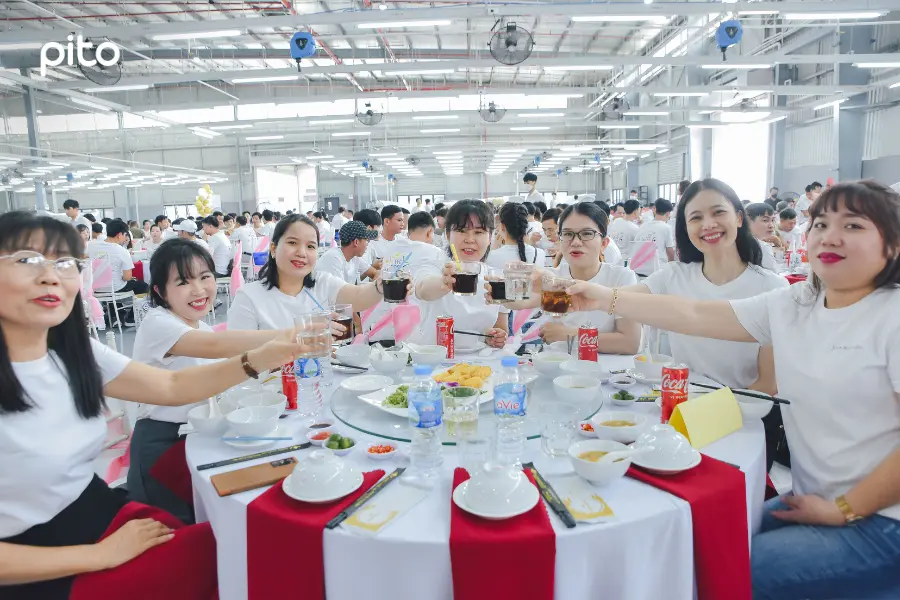 Tất niên cho nhà xưởng, xí nghiệp