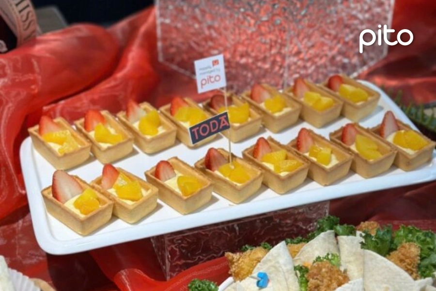Bánh ngọt tart trái cây