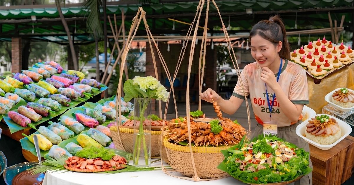 Ẩm thực nạp năng lượng